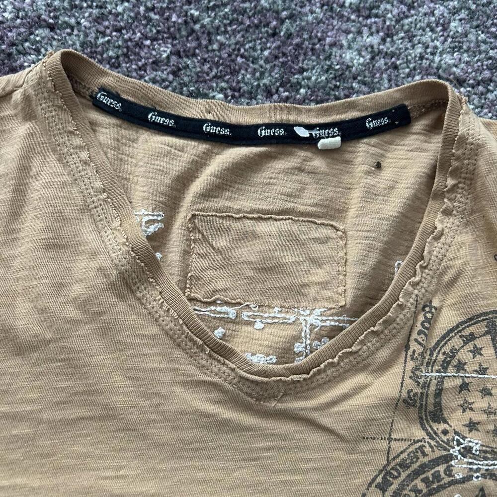 Vintage Guess Los Angeles Graphic Long Sleeve Tee - Picture 4 of 7